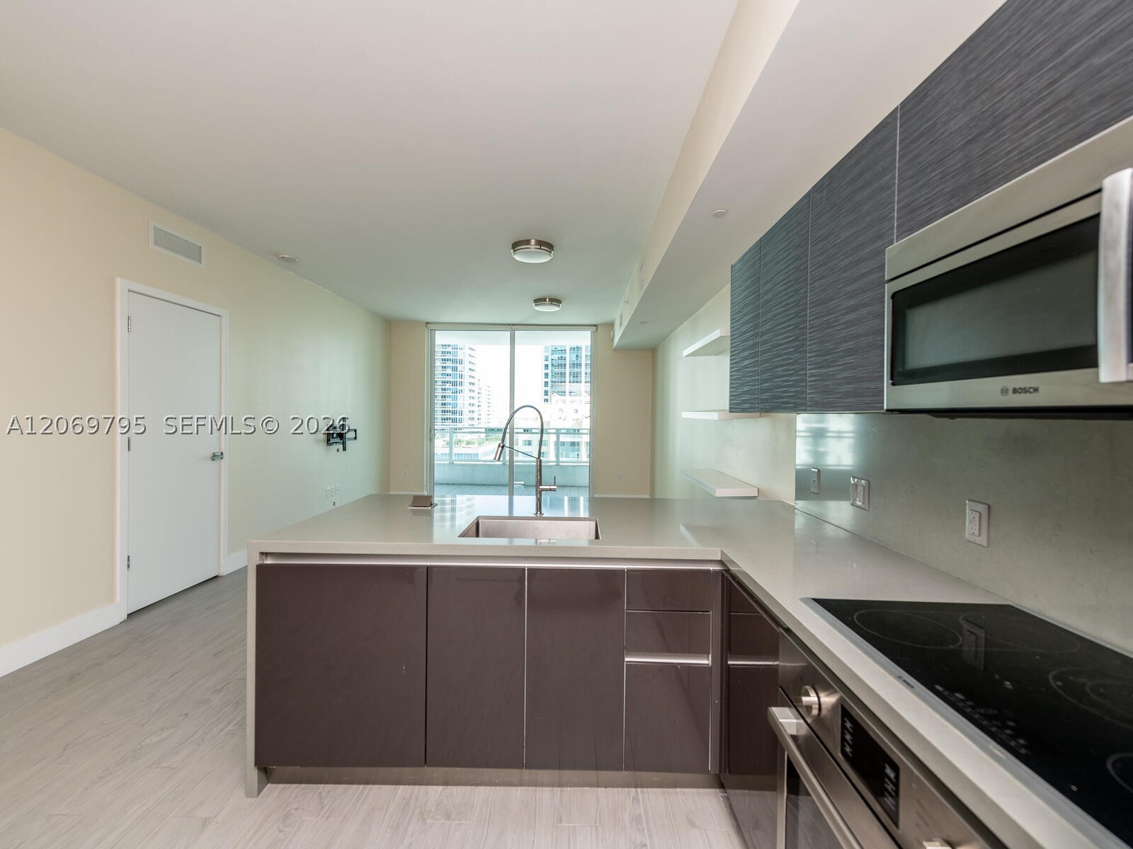 1080 Brickell Ave 2206 Property Photo 8