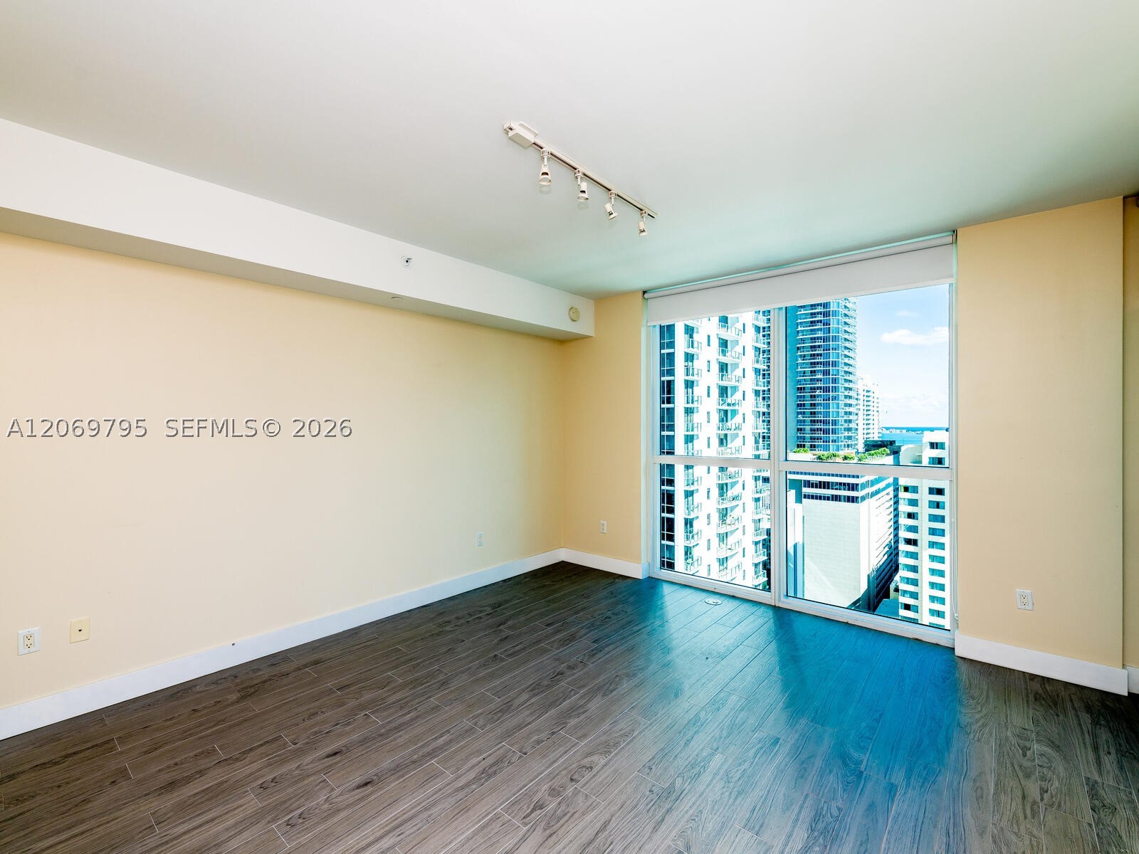 1080 Brickell Ave 2206 Property Photo 21