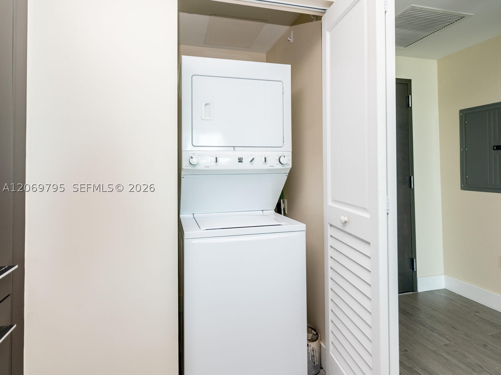 1080 Brickell Ave 2206 Property Photo 61