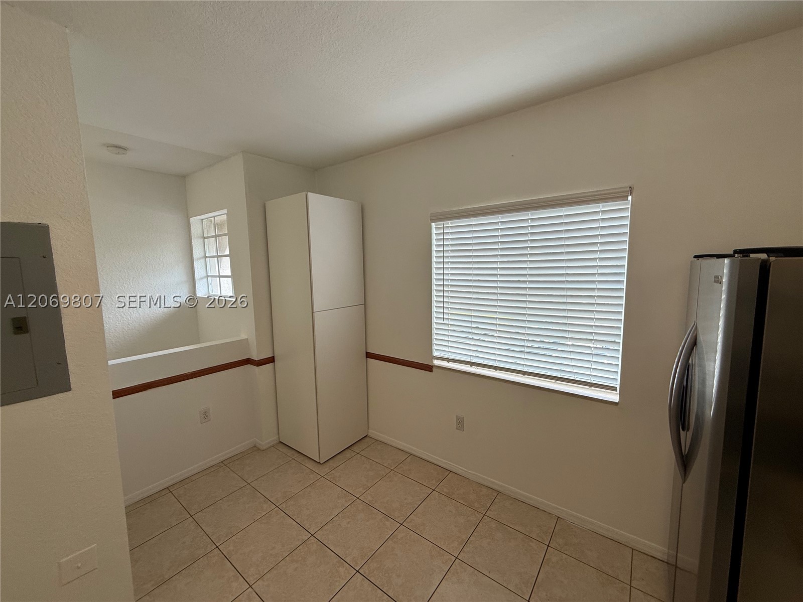 5620 Nw 114th Path 201 Property Photo 4