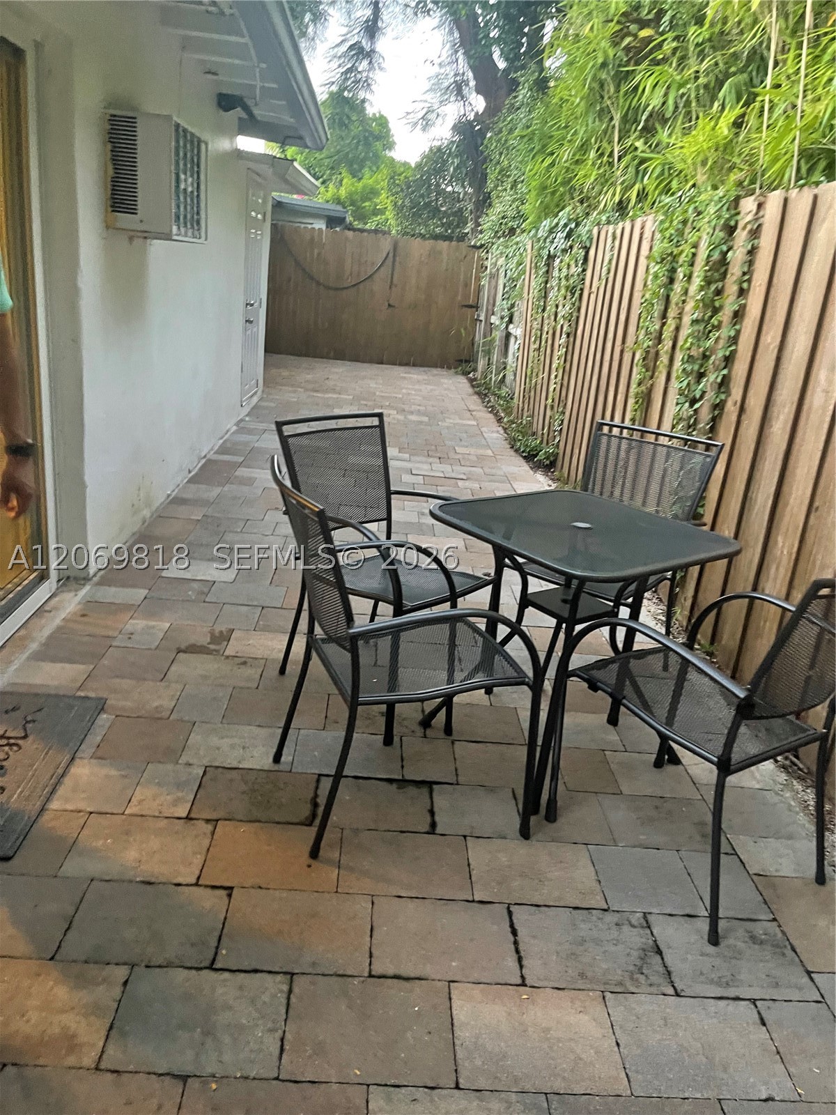 1708 Taft St 3 Property Photo 5