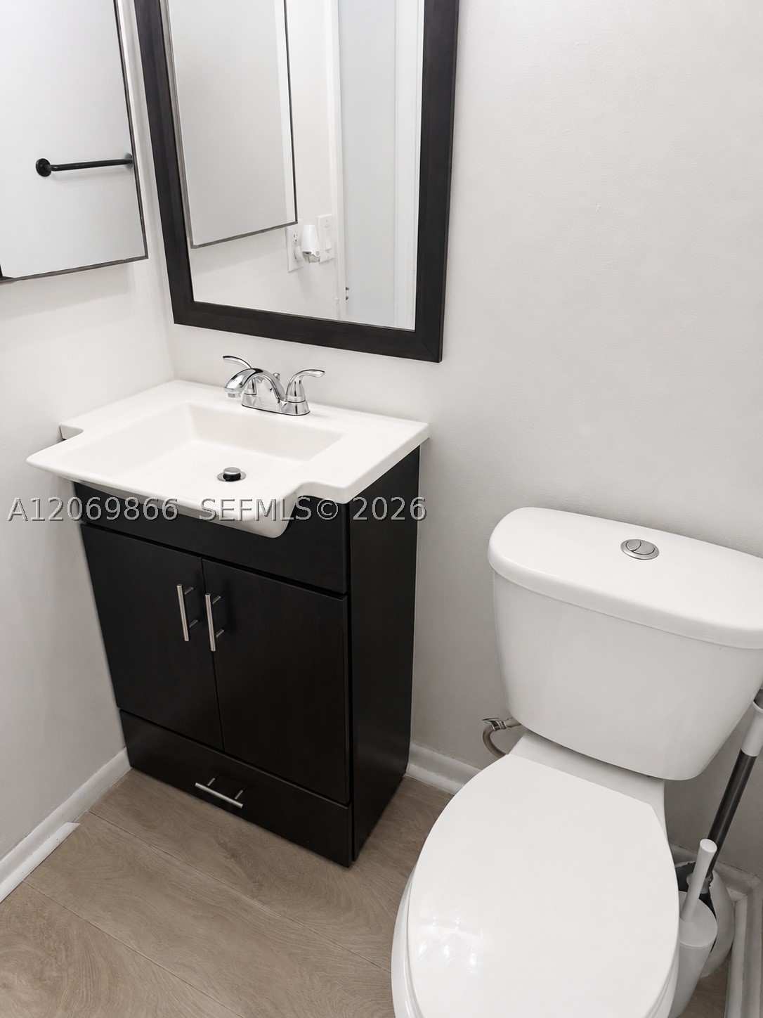 4500 Sw 68th Ct Cir 5-3 Property Photo 8