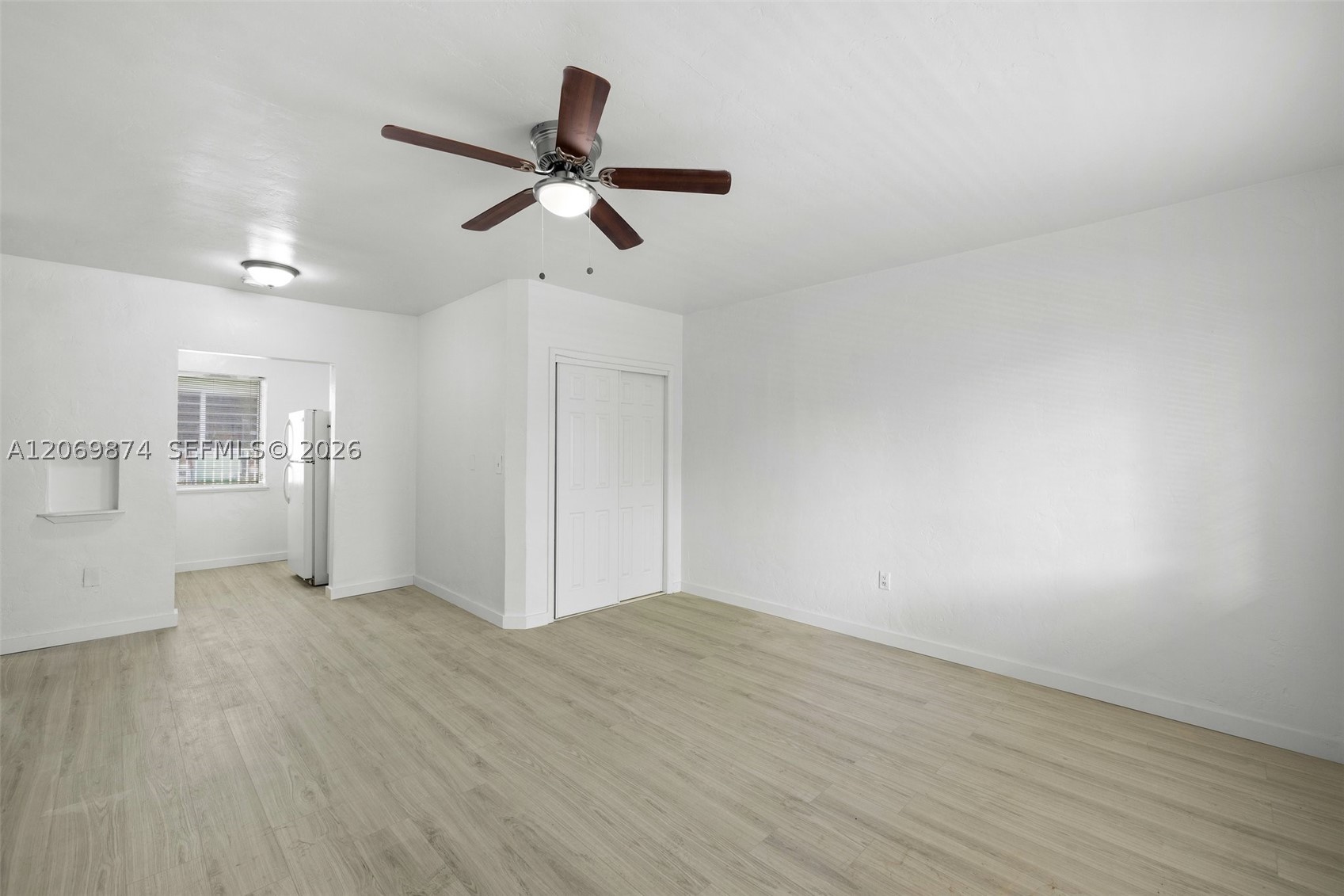7721 Dickens Ave 6 Property Photo 7