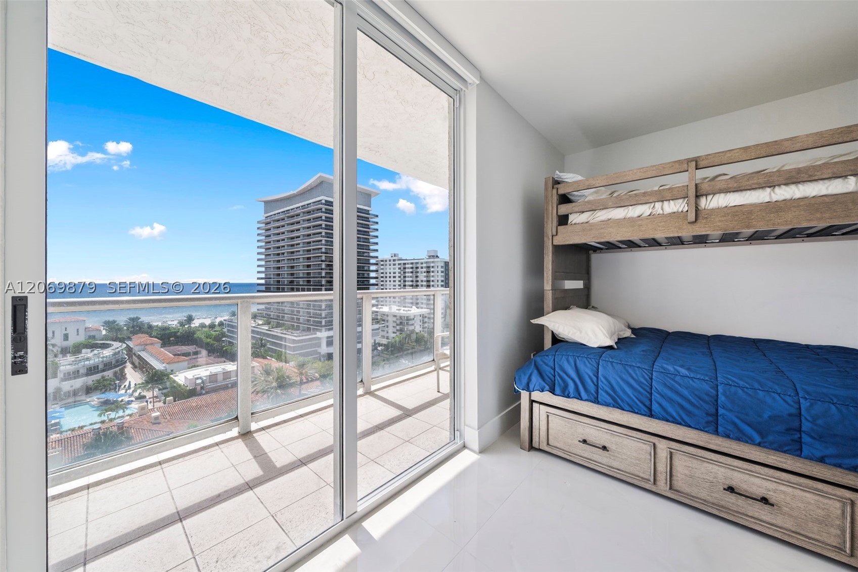 5900 Collins Ave 1204 Property Photo 17