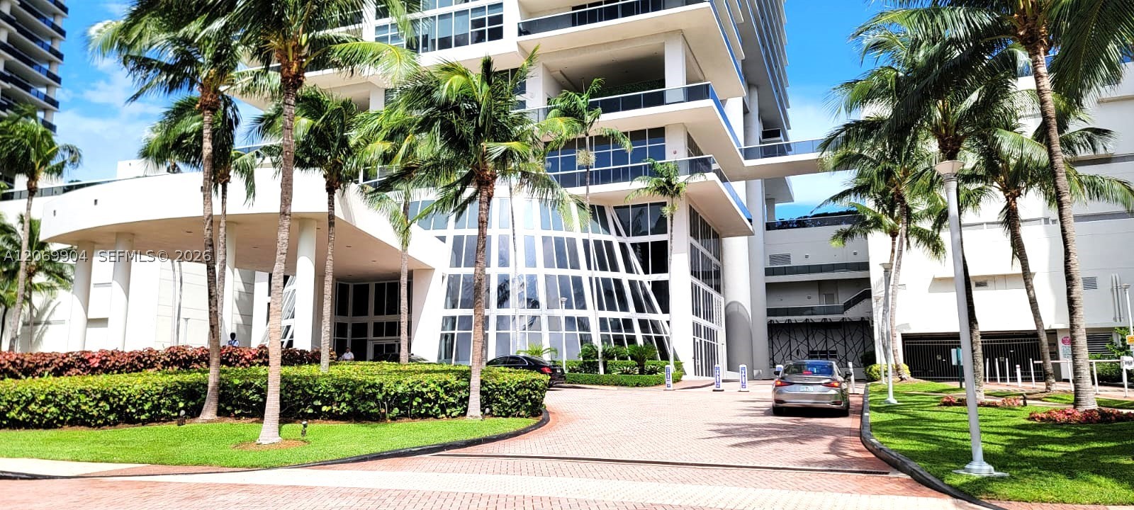 1830 S Ocean Dr 1507 Property Photo 3