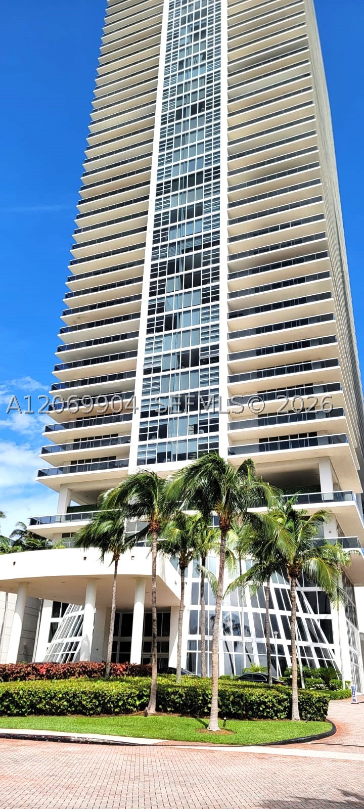 1830 S Ocean Dr 1507 Property Photo 4