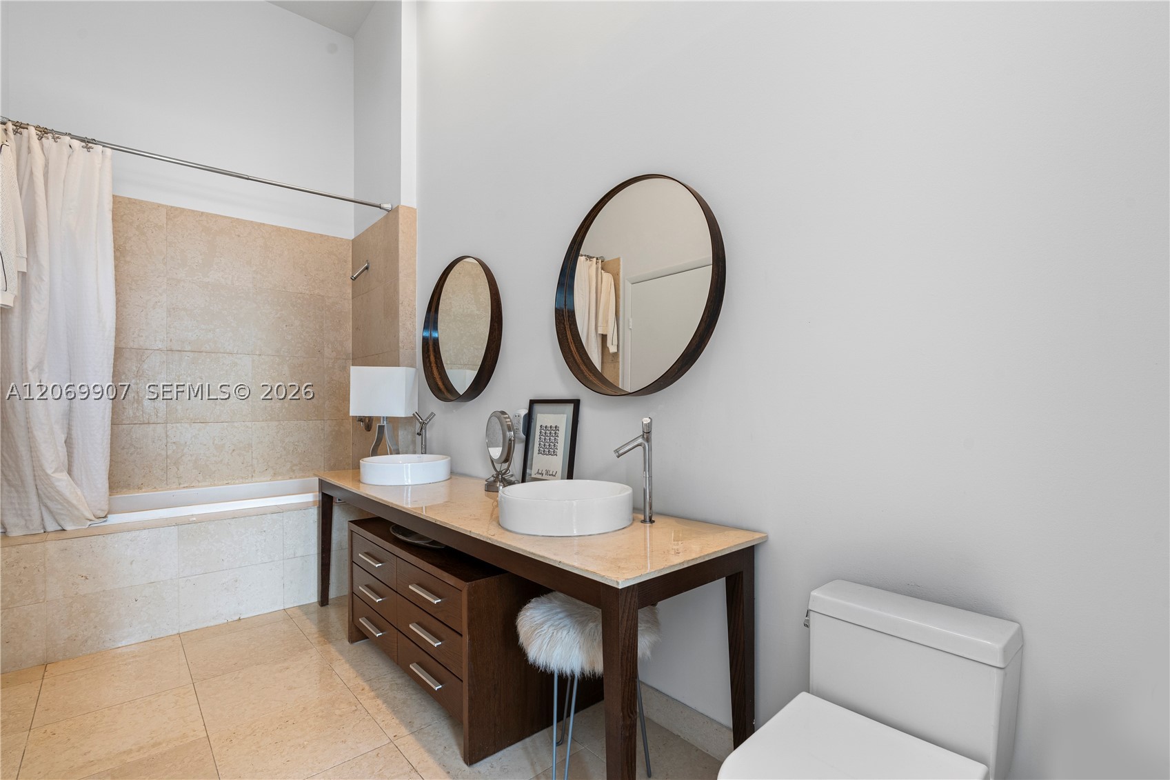 465 Brickell Ave 4106 Property Photo 10