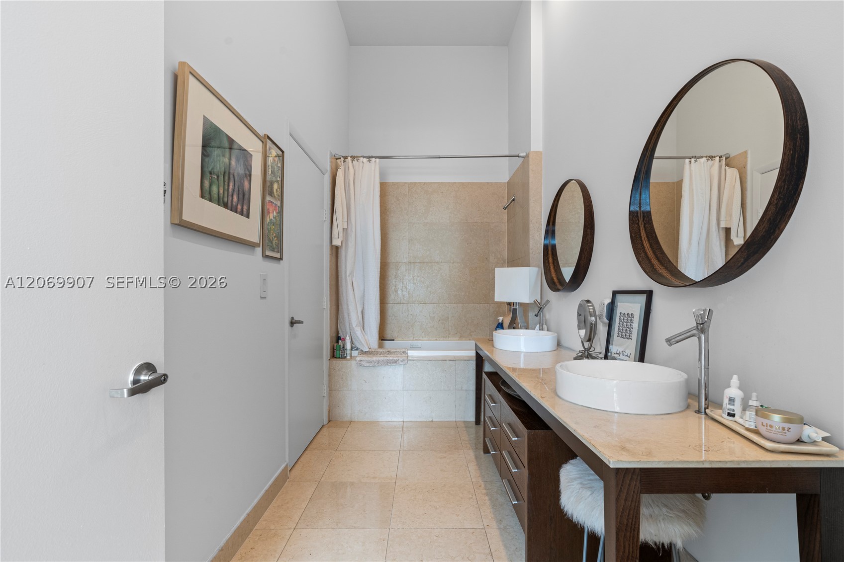 465 Brickell Ave 4106 Property Photo 11