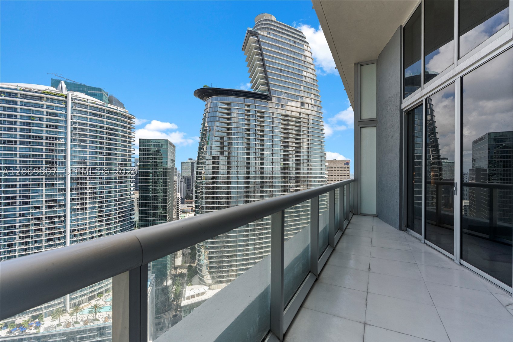 465 Brickell Ave 4106 Property Photo 12