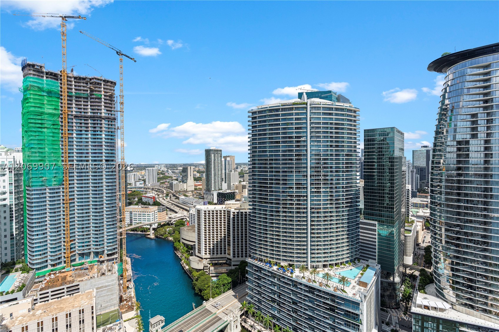 465 Brickell Ave 4106 Property Photo 13
