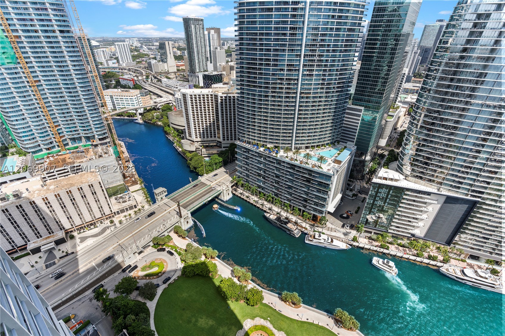 465 Brickell Ave 4106 Property Photo 14