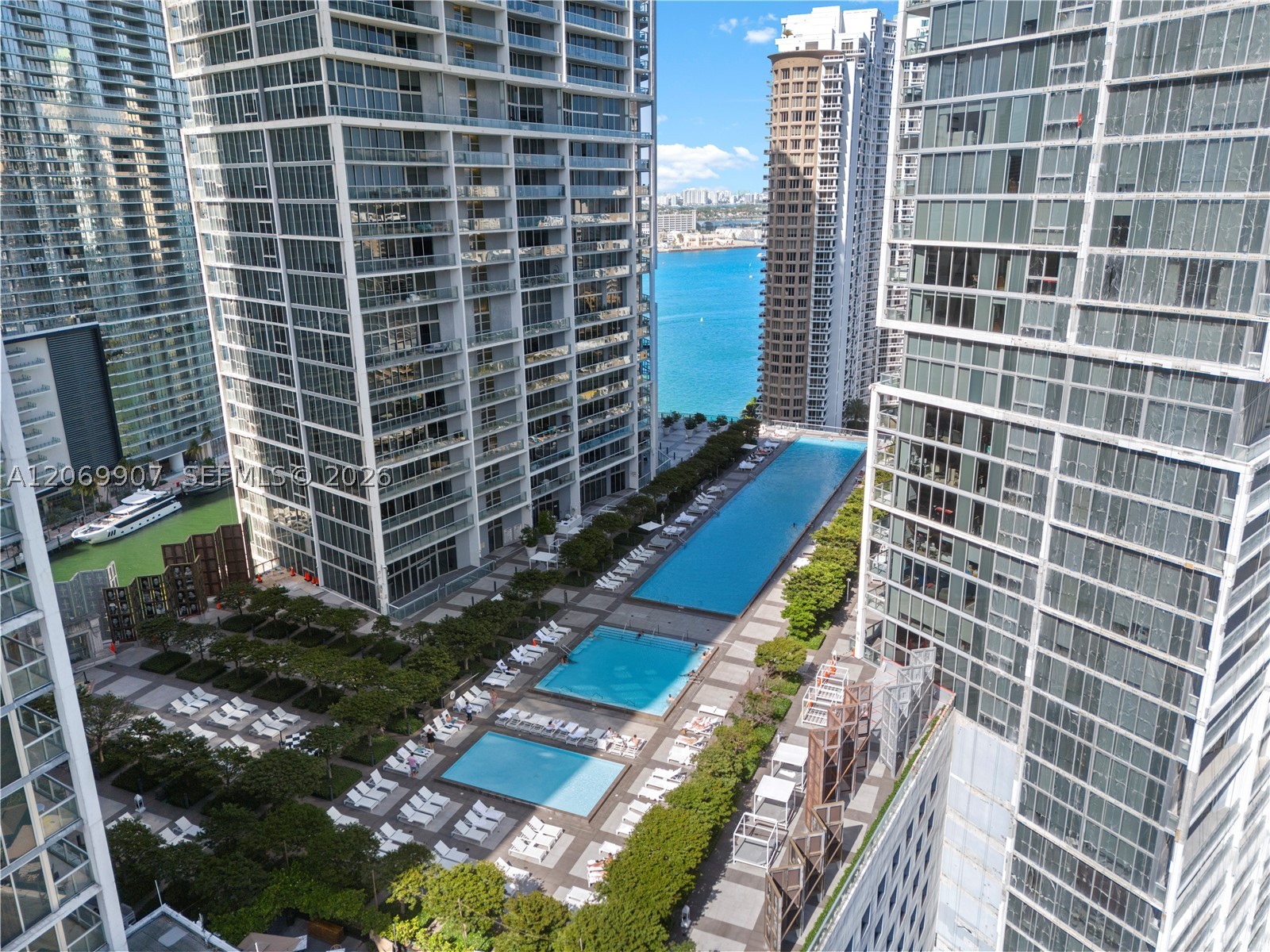 465 Brickell Ave 4106 Property Photo 16