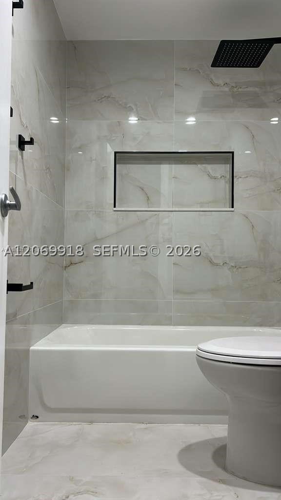 630 Se 3rd Pl Property Photo 10