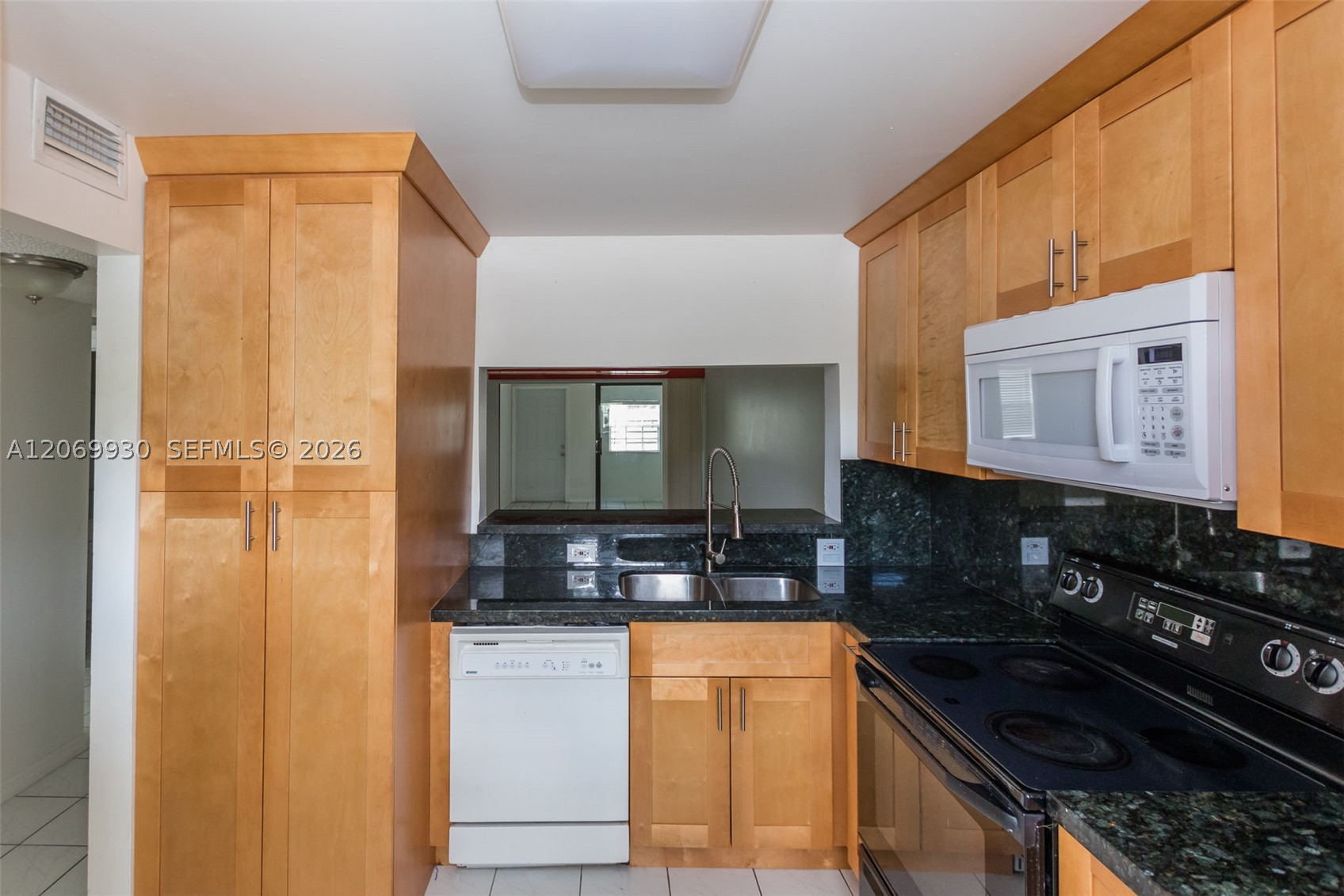 3777 Nw 78th Ave 15c Property Photo 14