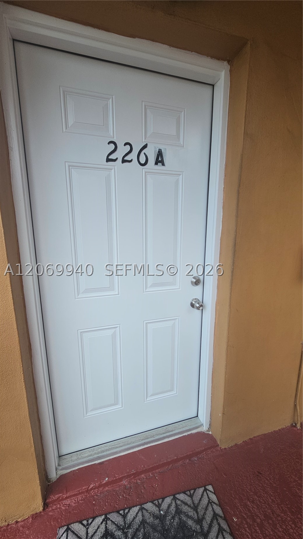 1230 W 54th St 226a Property Photo 2