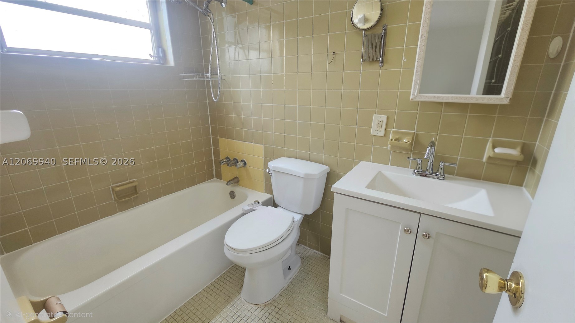 1230 W 54th St 226a Property Photo 6