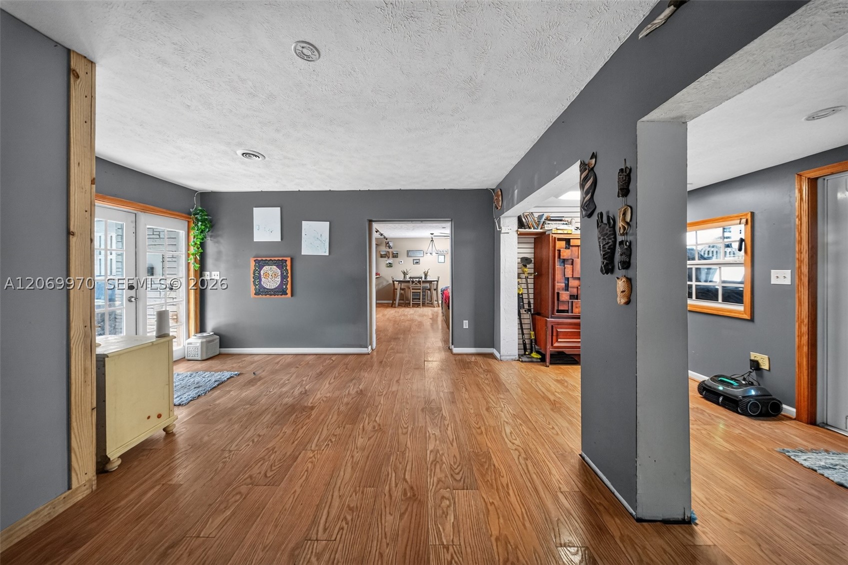 A12069970 Property Photo 15