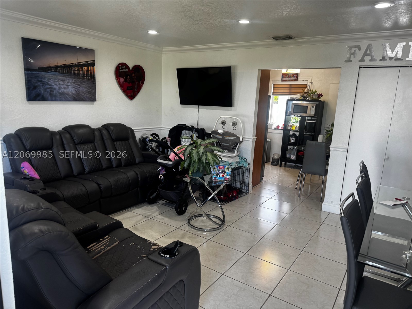 15200 Railroad Dr Property Photo 1