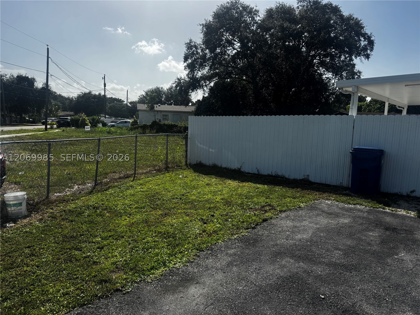 15200 Railroad Dr Property Photo 21