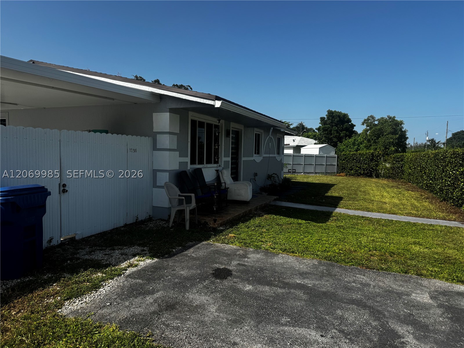 15200 Railroad Dr Property Photo 24