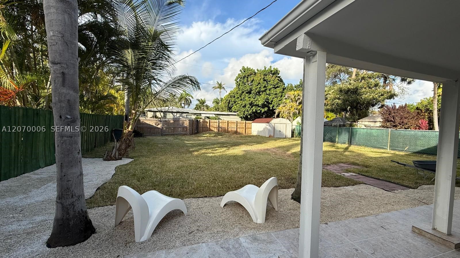 1931 Mayo St Property Photo 6