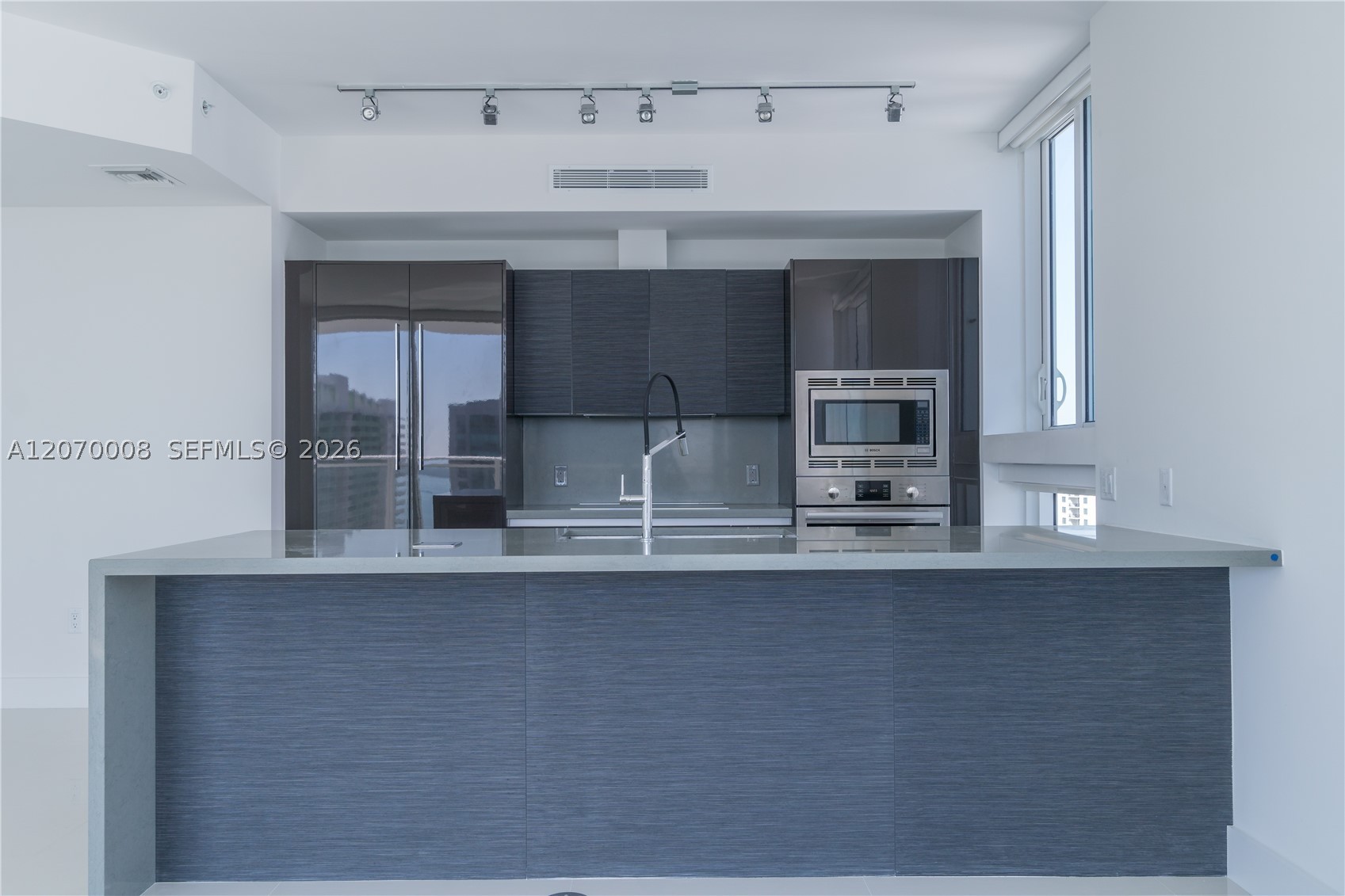 1080 Brickell Ave 3406 Property Photo 5