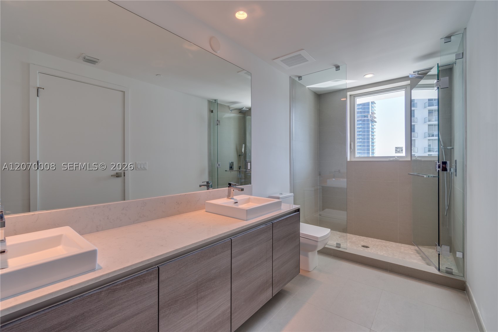 1080 Brickell Ave 3406 Property Photo 10