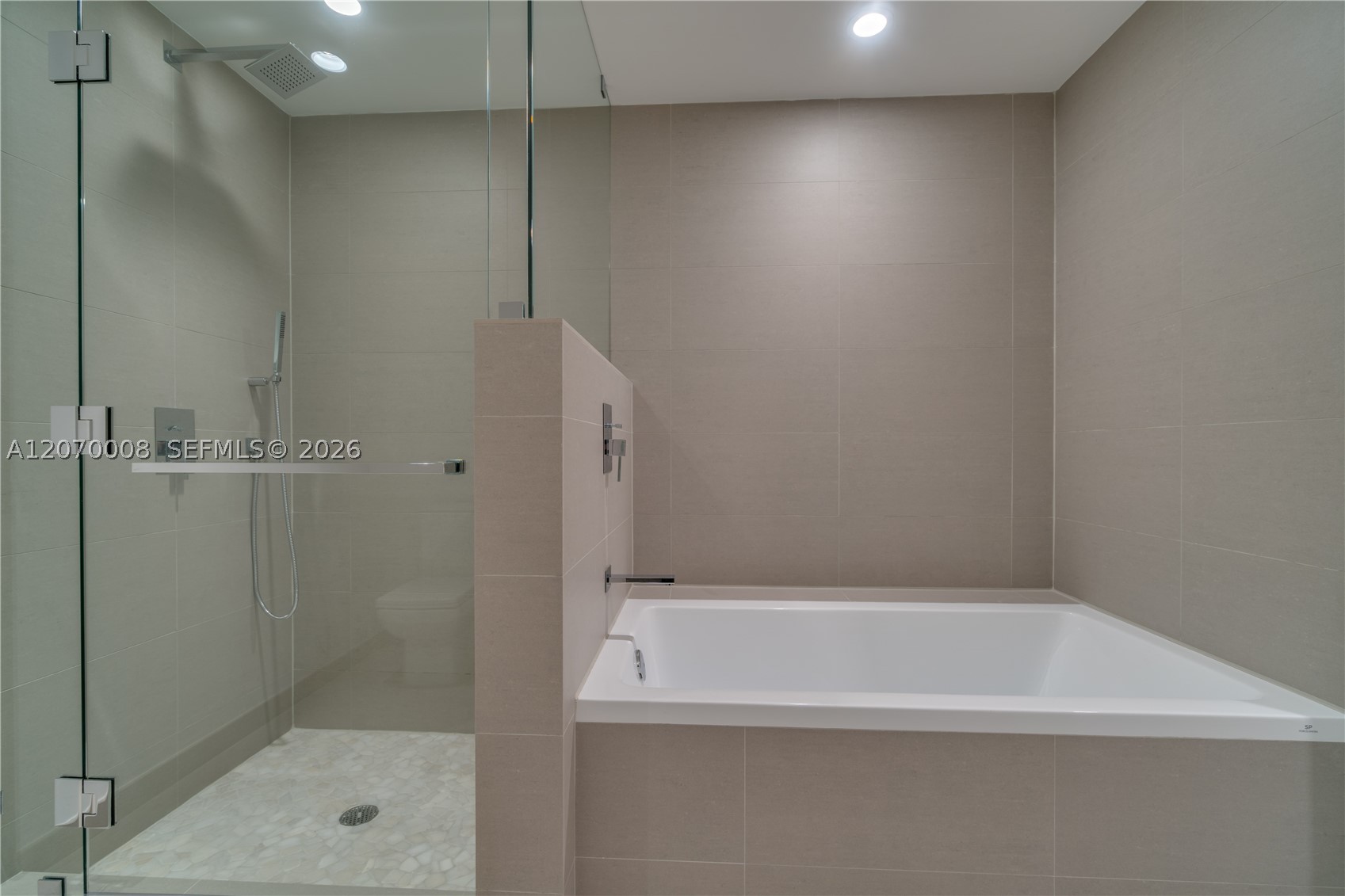 1080 Brickell Ave 3406 Property Photo 18