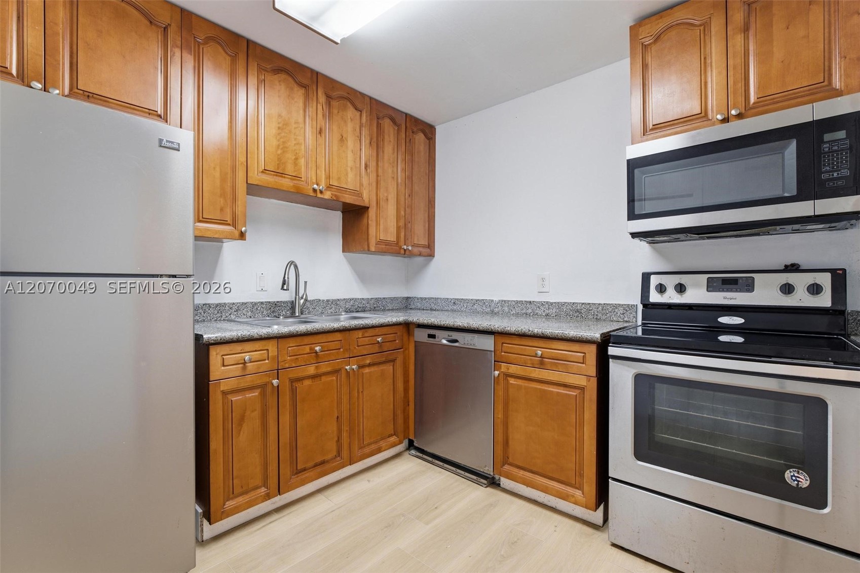 15205 Ne 6th Ave D305 Property Photo 5