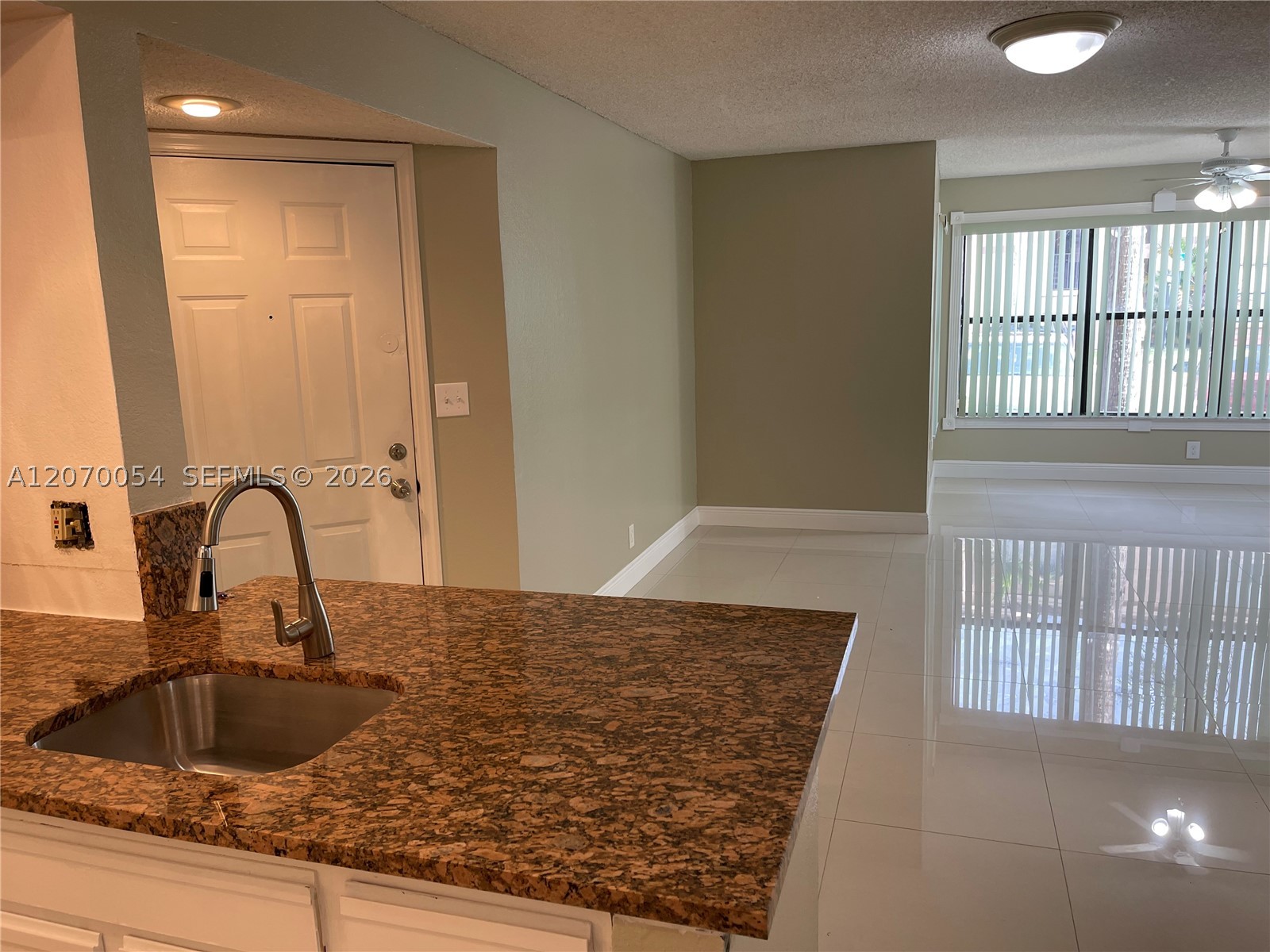 2826 S University Dr 3101 Property Photo 14
