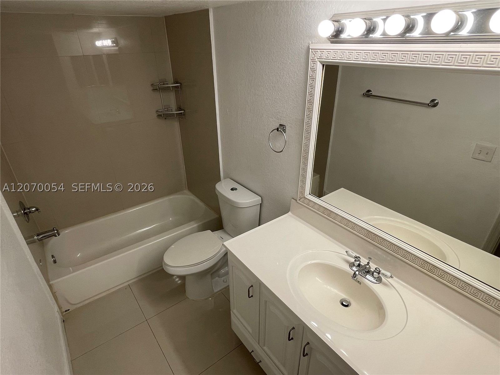 2826 S University Dr 3101 Property Photo 18