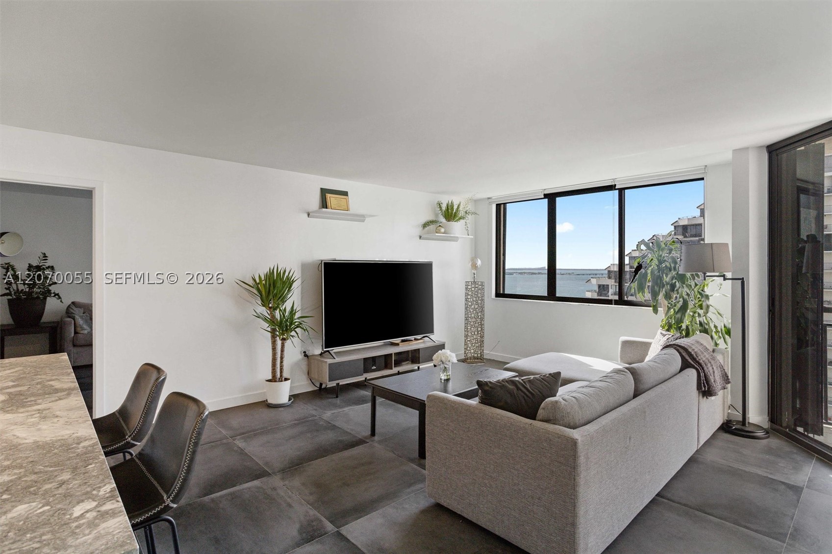 540 Brickell Key Dr 1519 Property Photo 1