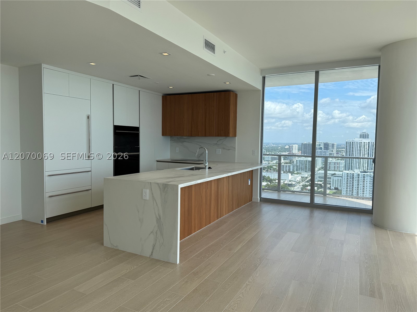 1400 Biscayne Blvd 3506 Property Photo 10