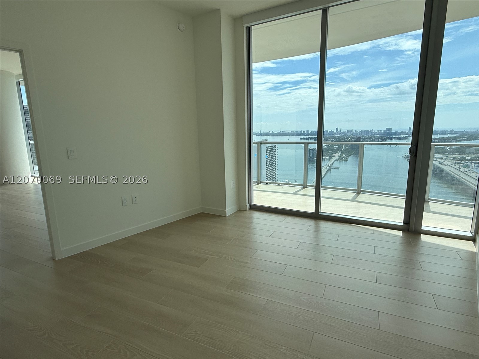 1400 Biscayne Blvd 3506 Property Photo 17