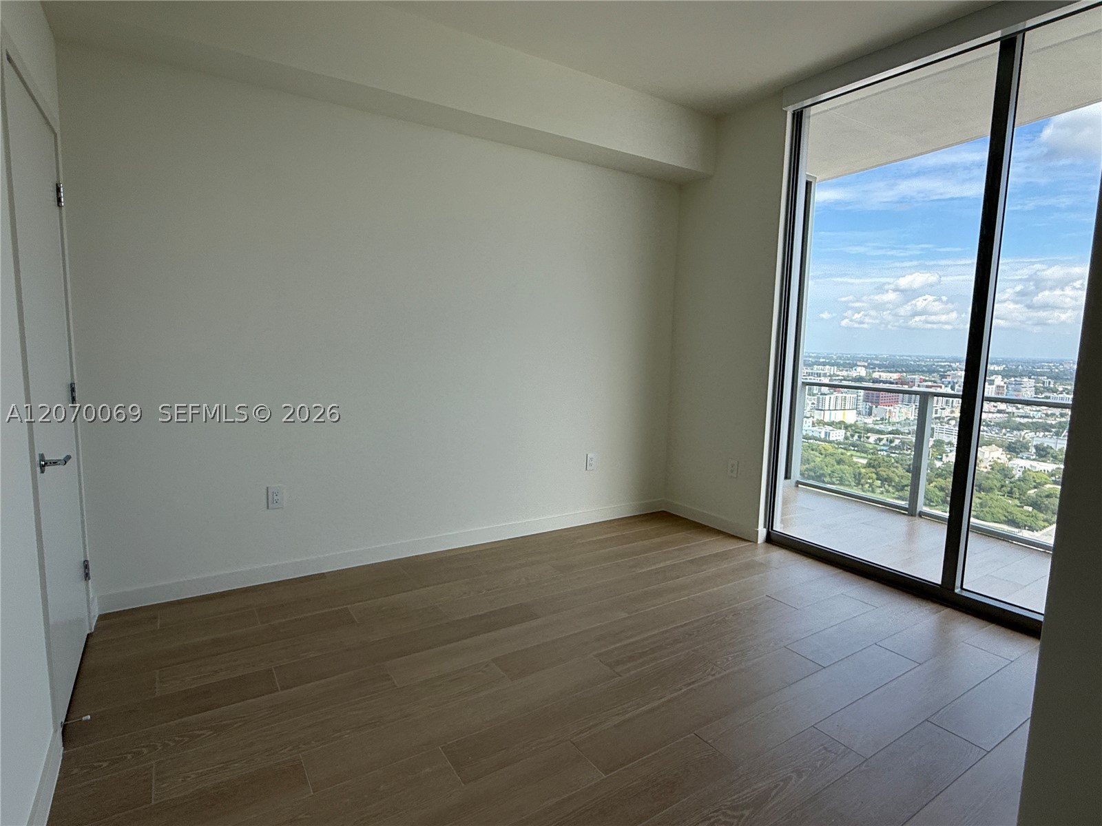 1400 Biscayne Blvd 3506 Property Photo 24