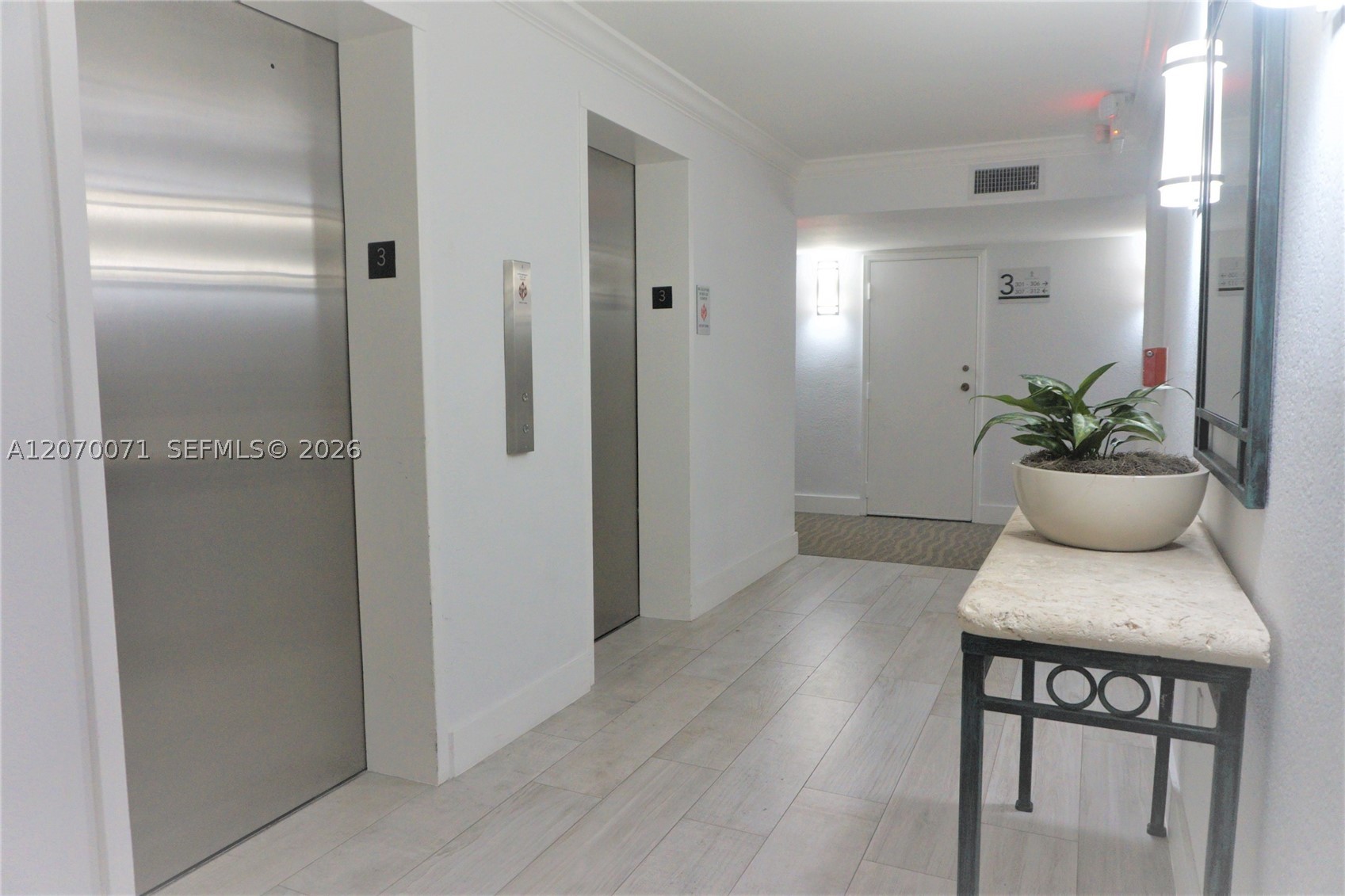 210 Seaview Dr 308 Property Photo 4