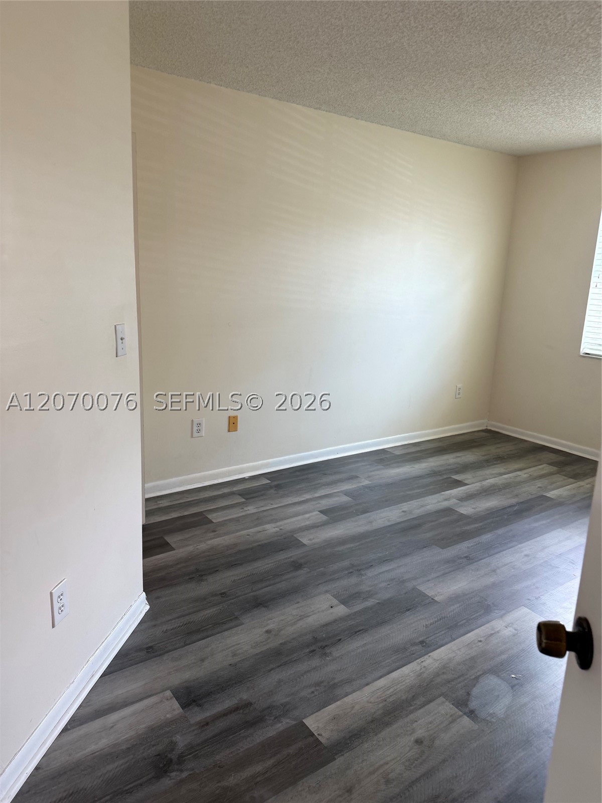 2255 Se 27th Dr 102-e Property Photo 2