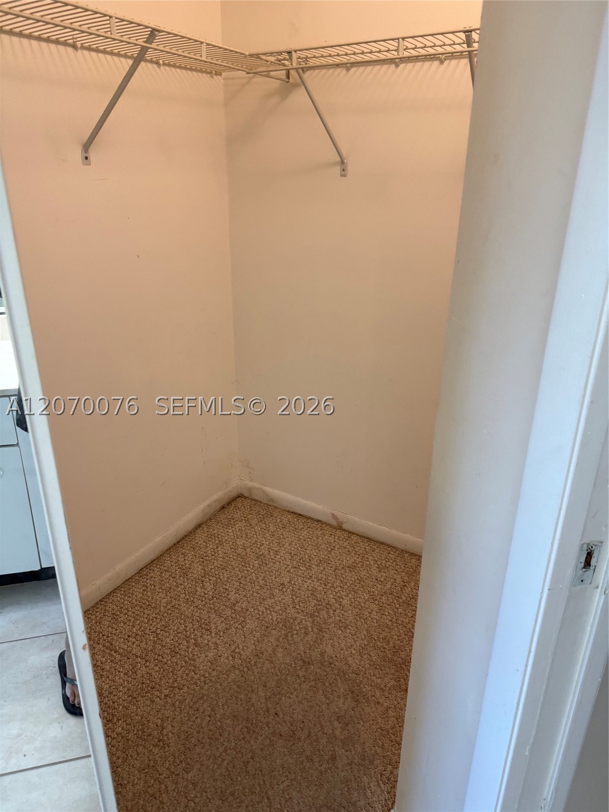 2255 Se 27th Dr 102-e Property Photo 8