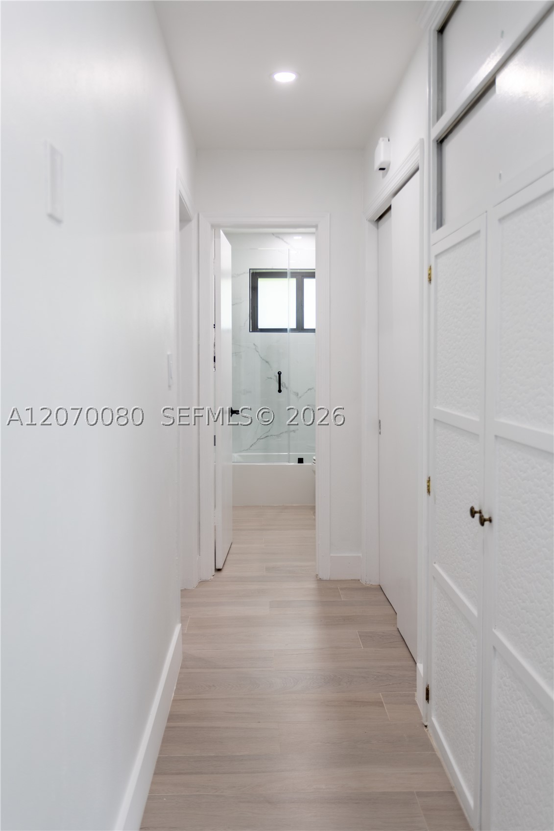 4010 Johnson St Property Photo 17