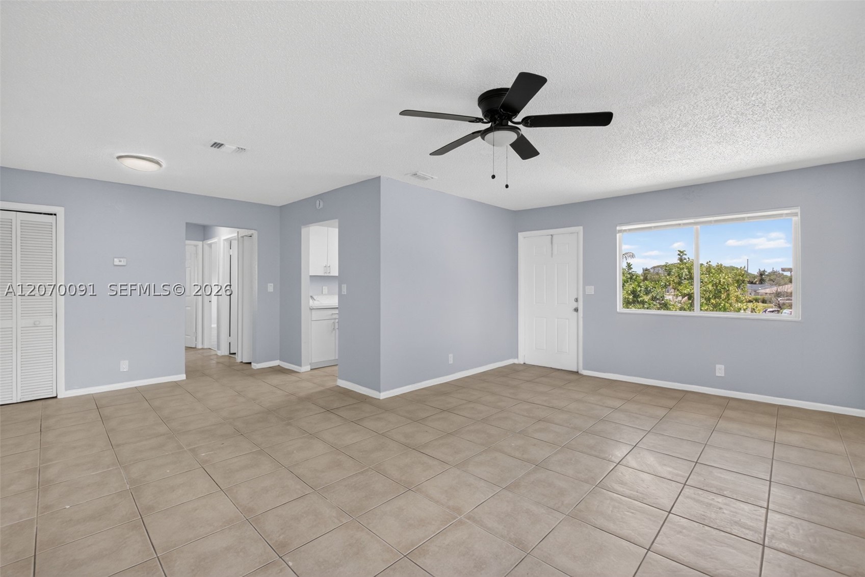 2201 Catherine Dr 3 Property Photo 11
