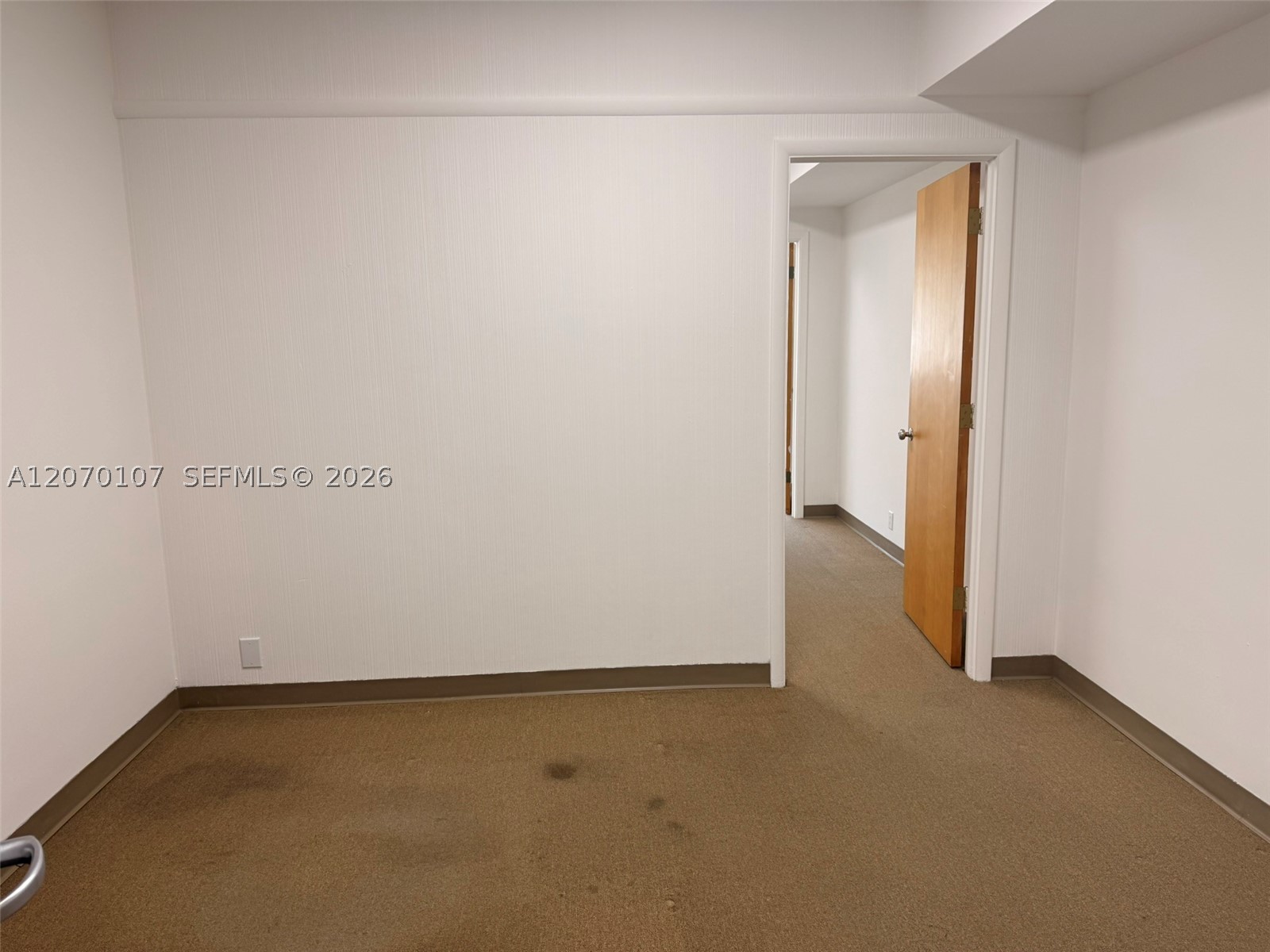 299 Alhambra Cir 307 Property Photo 3