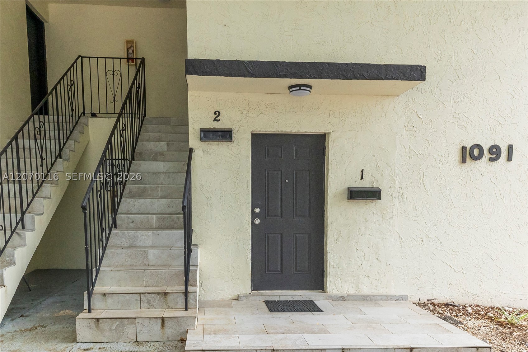 1091 Sw 4th St 2 Property Photo 17