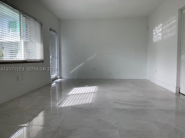 7207 Bay Dr 23 Property Photo 14
