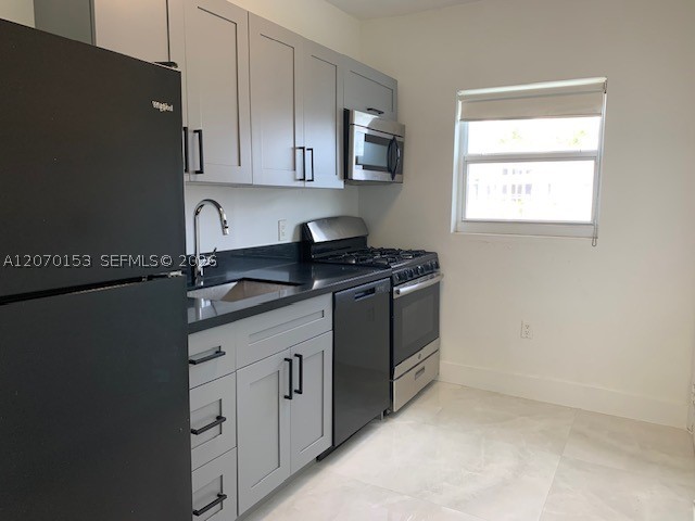 7207 Bay Dr 23 Property Photo 15