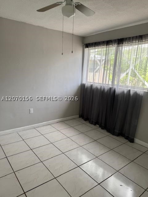 927 Nw 7th Ct 3 Property Photo 5
