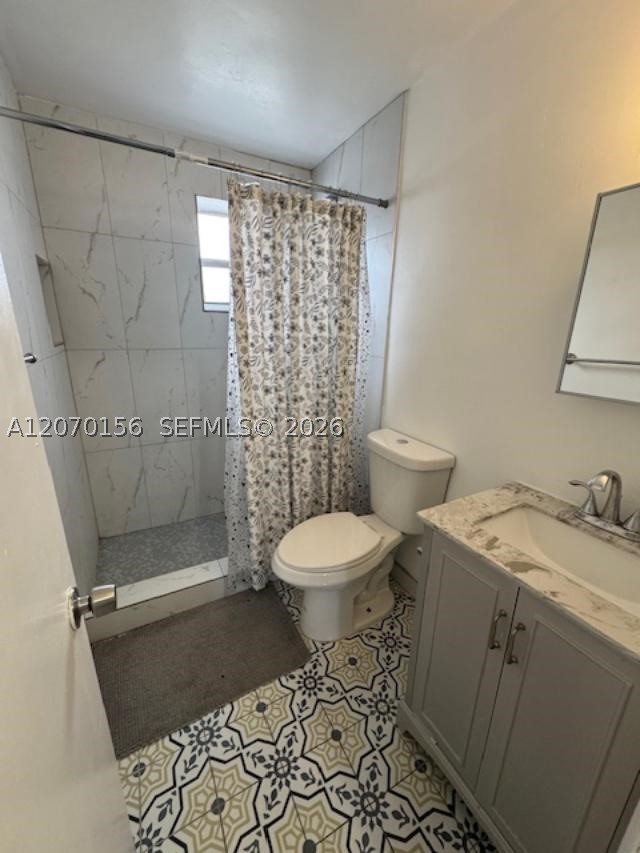 927 Nw 7th Ct 3 Property Photo 8
