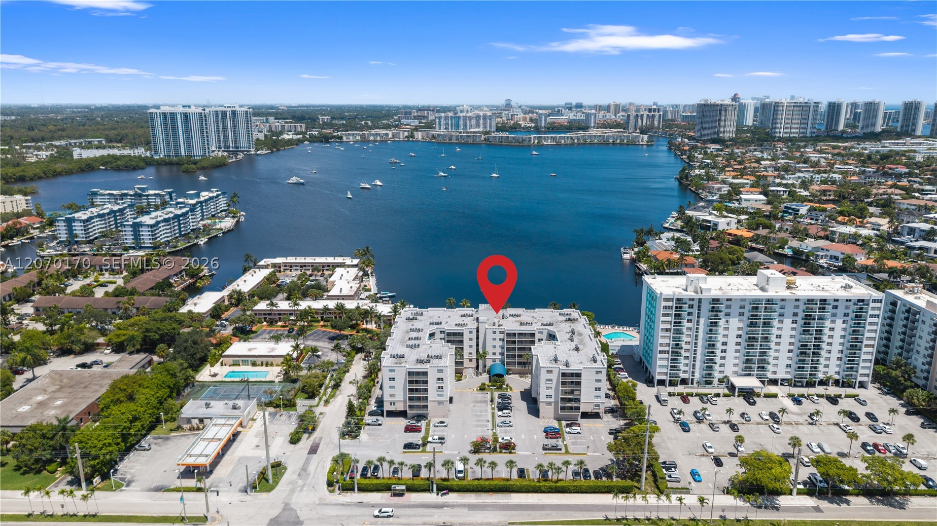 2821 N Miami Beach Blvd 4f Property Photo 7