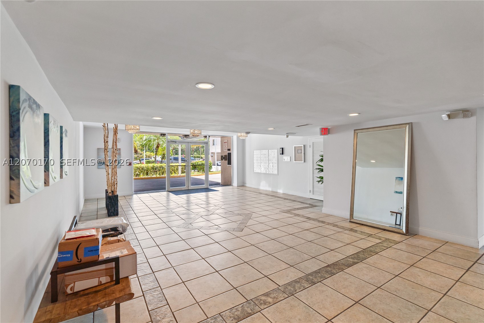 2821 N Miami Beach Blvd 4f Property Photo 13