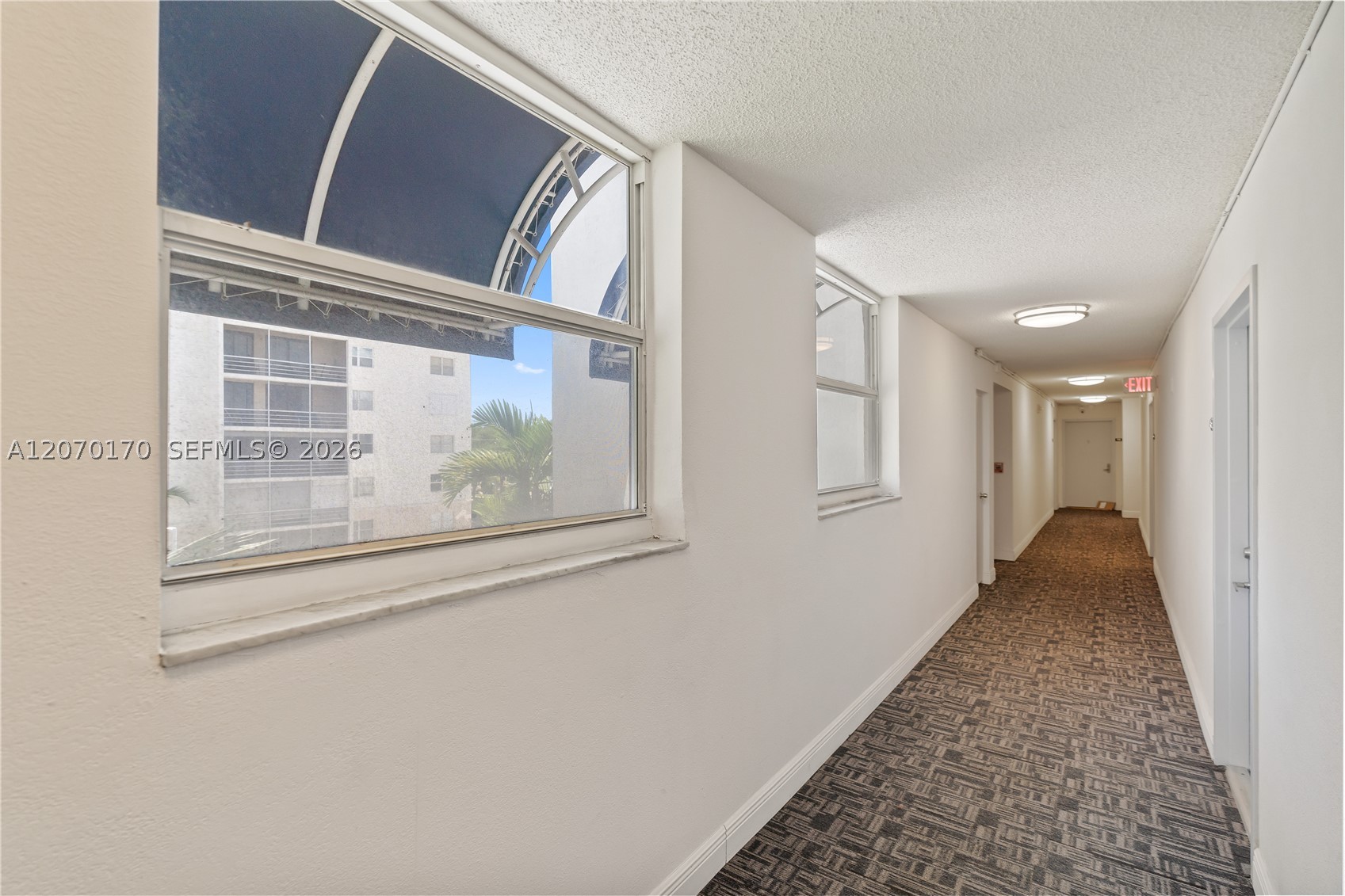 2821 N Miami Beach Blvd 4f Property Photo 14