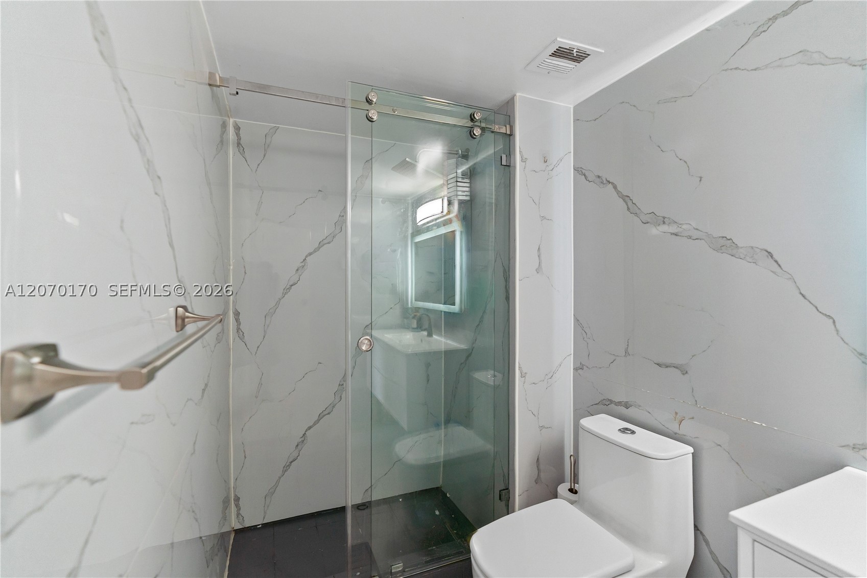 2821 N Miami Beach Blvd 4f Property Photo 27